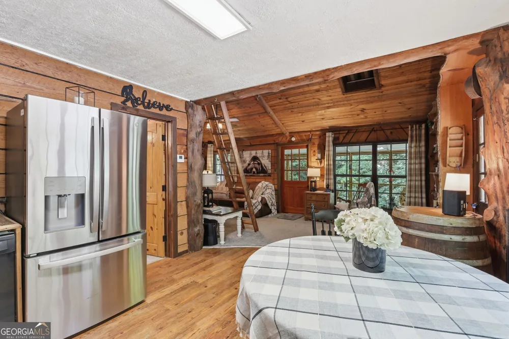 162 Delilah LN Lakemont, GA 30552