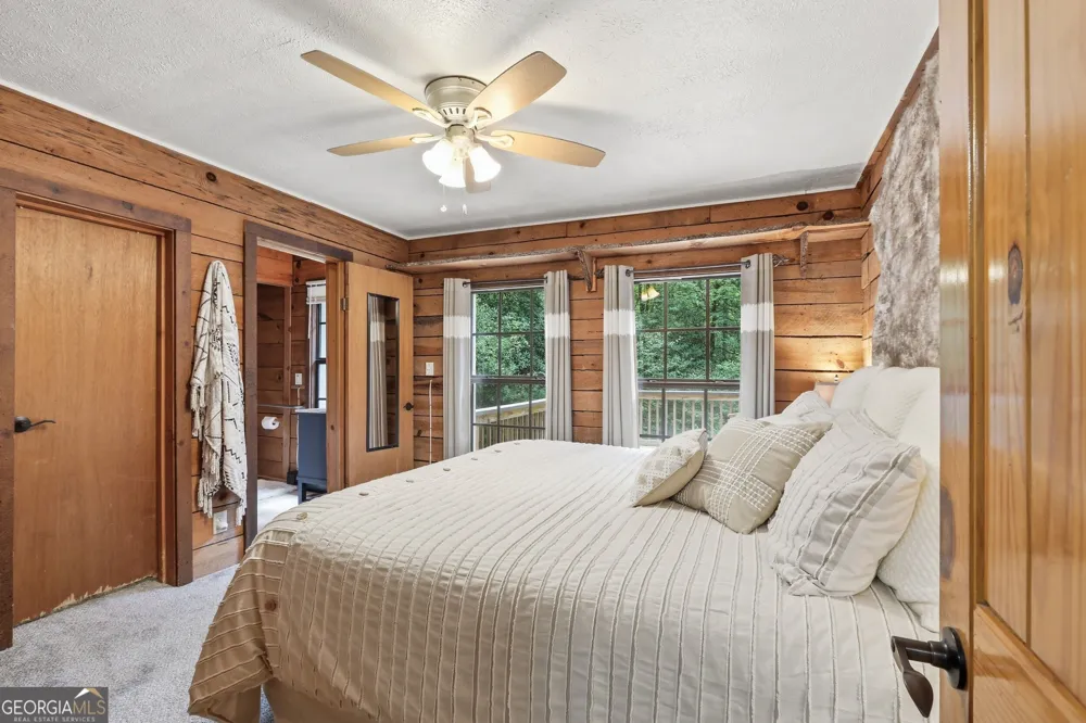162 Delilah LN Lakemont, GA 30552