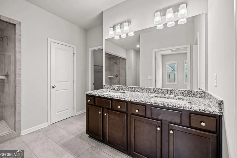 2502 Pearl Ridge TRCE Buford, GA 30519