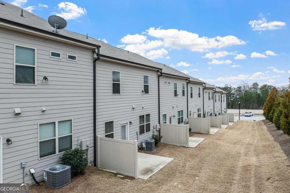 2502 Pearl Ridge TRCE Buford, GA 30519