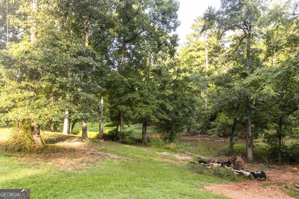106 Flatrock LN Eatonton, GA 31024