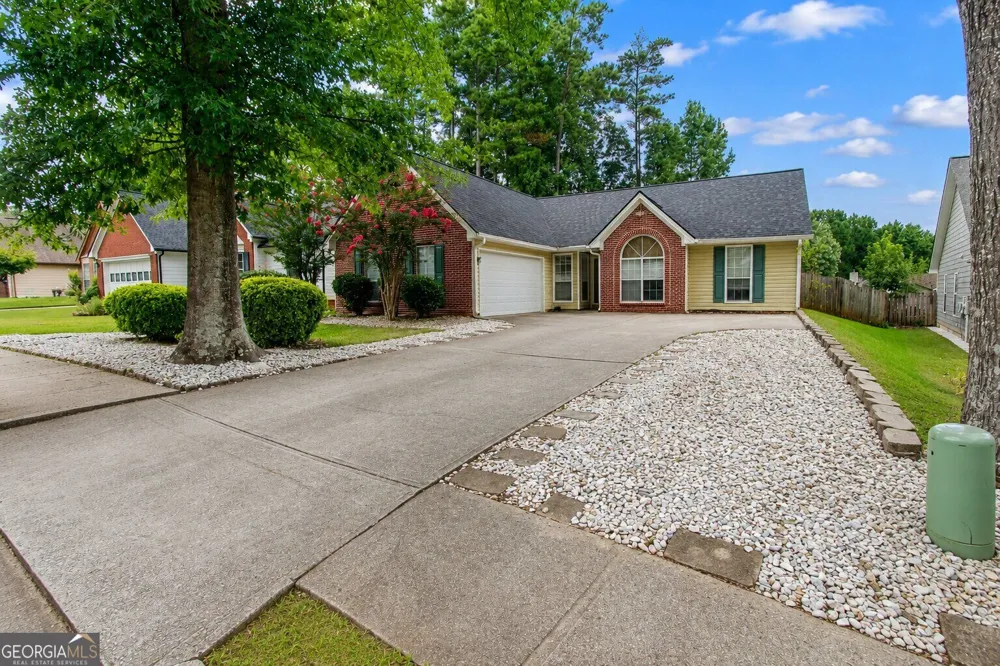 5165 Sterling Trace CT NW Lilburn, GA 30047