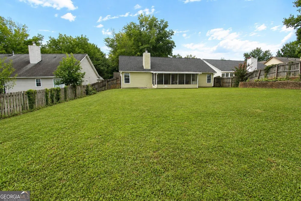 5165 Sterling Trace CT NW Lilburn, GA 30047