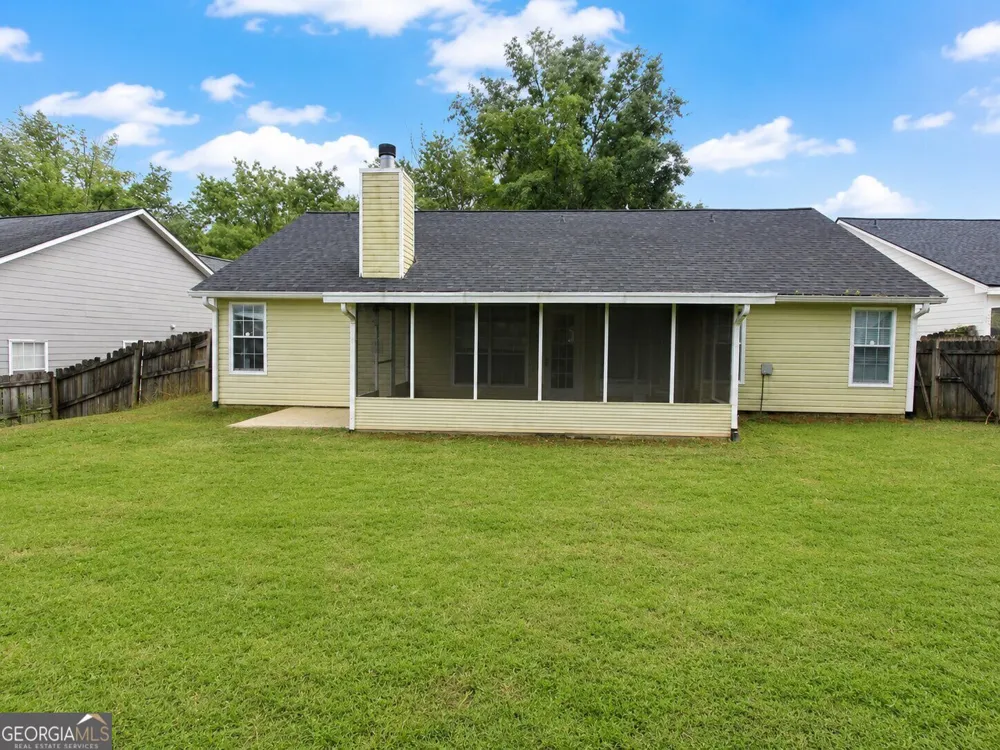 5165 Sterling Trace CT NW Lilburn, GA 30047