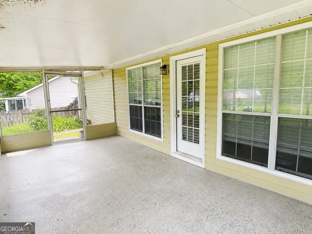 5165 Sterling Trace CT NW Lilburn, GA 30047