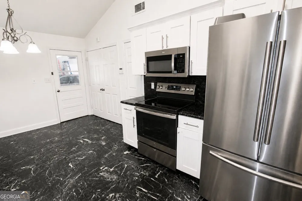 5165 Sterling Trace CT NW Lilburn, GA 30047