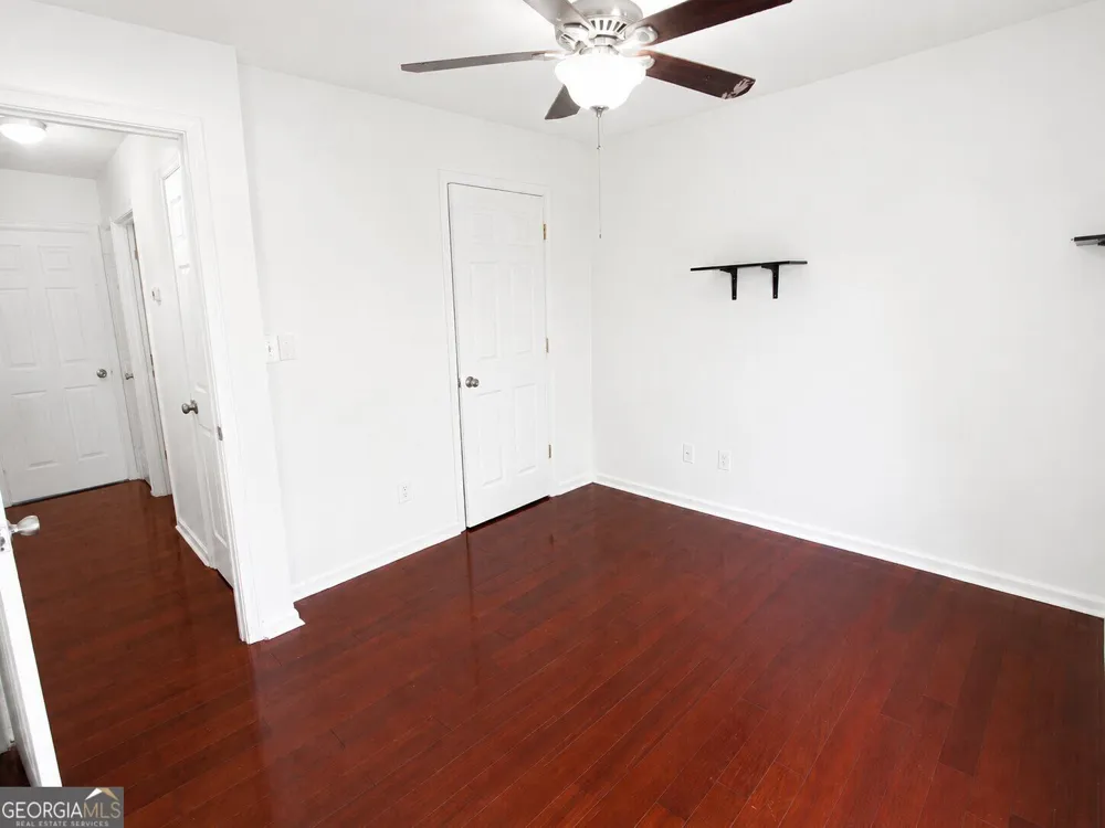5165 Sterling Trace CT NW Lilburn, GA 30047