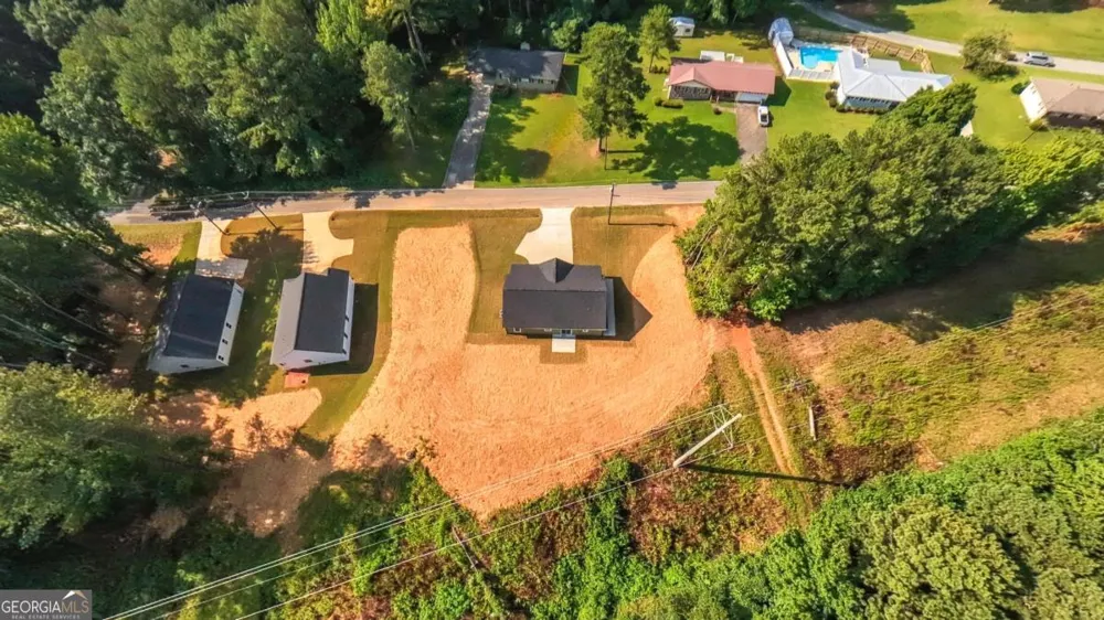 1116 Whispering Hills DR Bremen, GA 30110