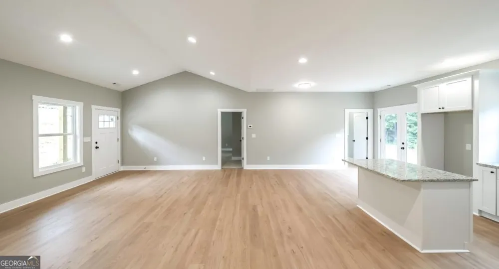 1116 Whispering Hills DR Bremen, GA 30110