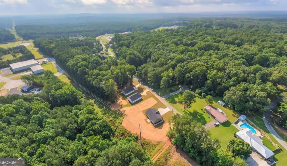 1116 Whispering Hills DR Bremen, GA 30110