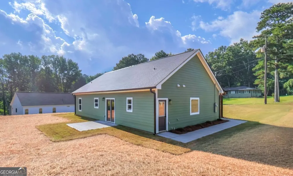 1116 Whispering Hills DR Bremen, GA 30110