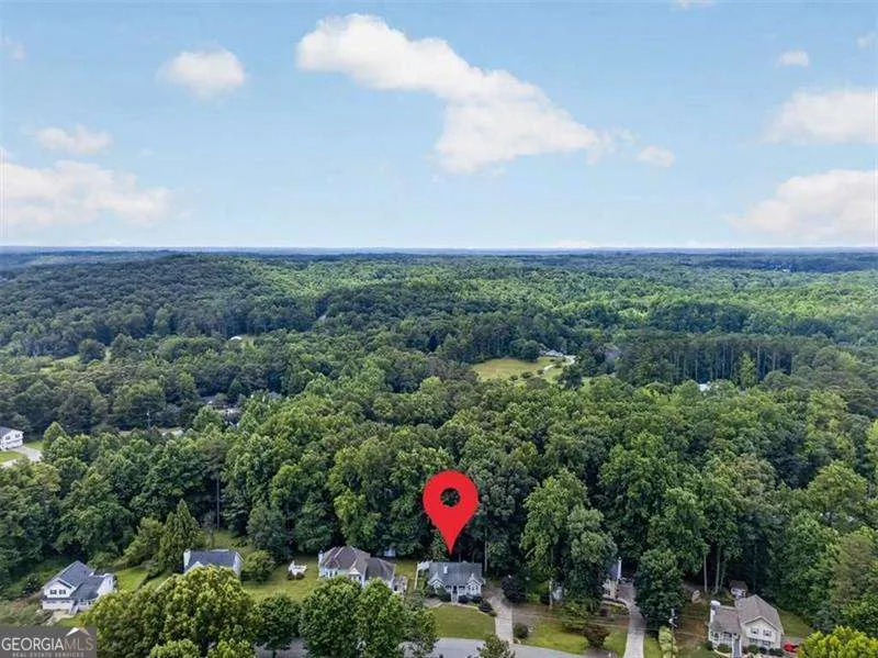 72 Victorian CIR Dallas, GA 30157