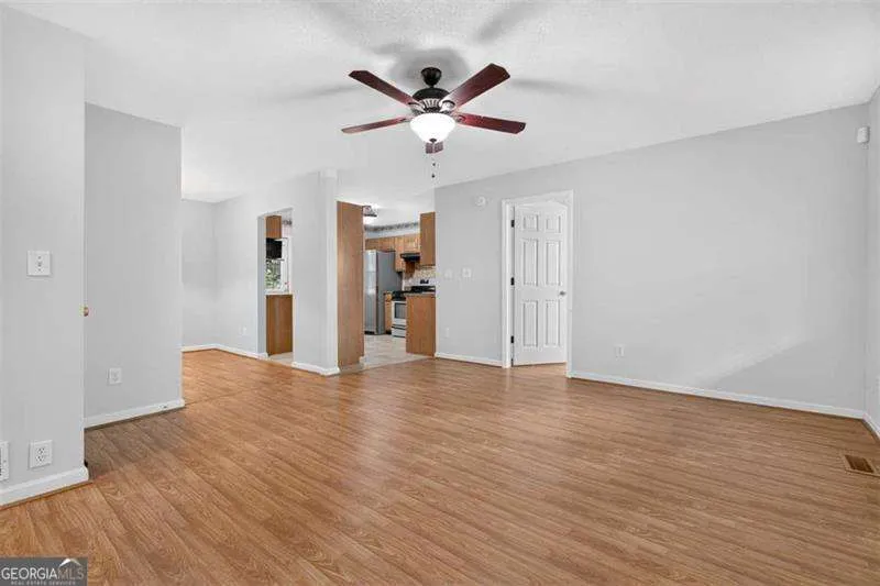 72 Victorian CIR Dallas, GA 30157