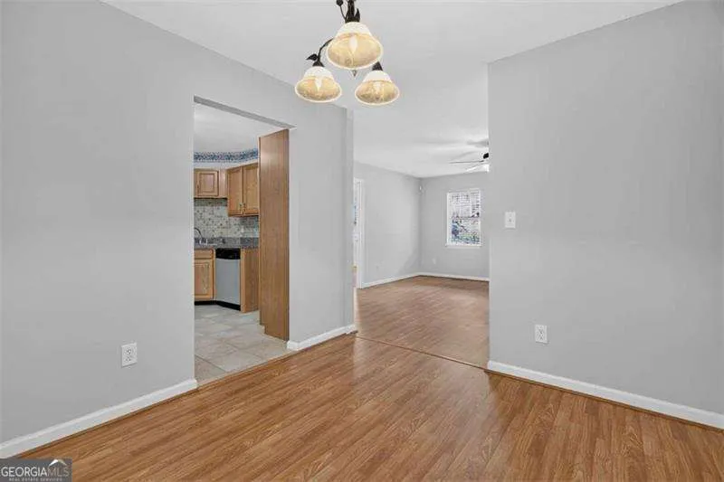72 Victorian CIR Dallas, GA 30157