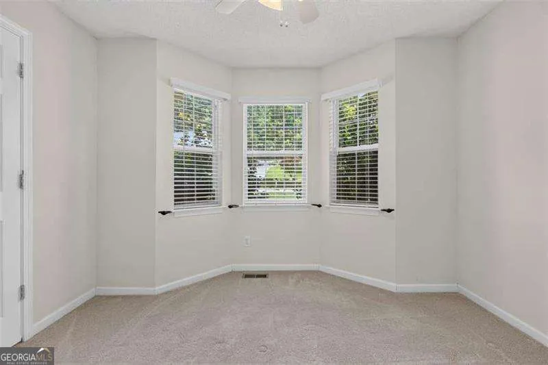 72 Victorian CIR Dallas, GA 30157