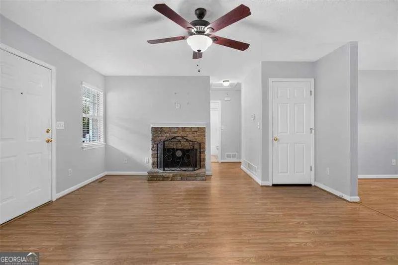 72 Victorian CIR Dallas, GA 30157