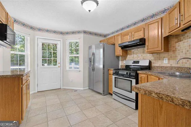 72 Victorian CIR Dallas, GA 30157