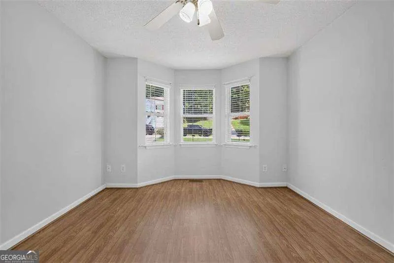 72 Victorian CIR Dallas, GA 30157