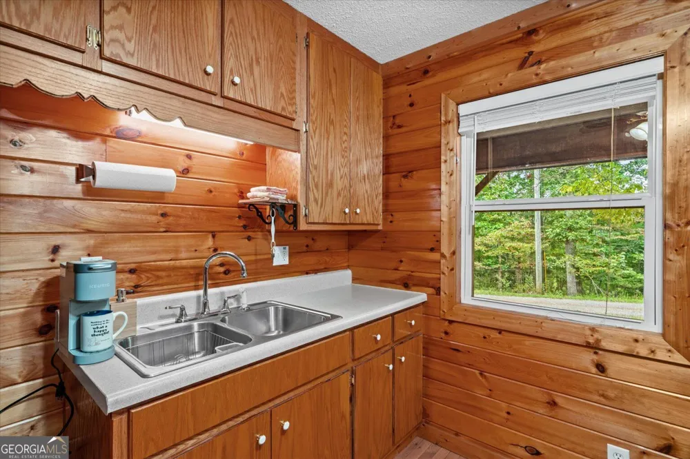 937 Aurora LN Ranger, GA 30734