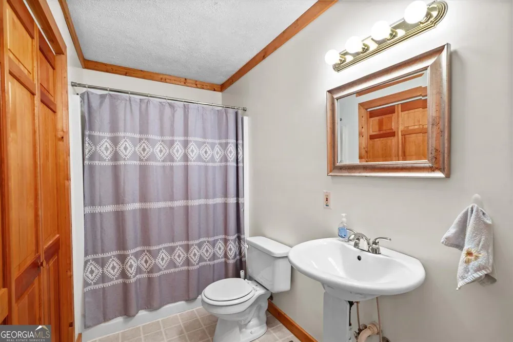 937 Aurora LN Ranger, GA 30734