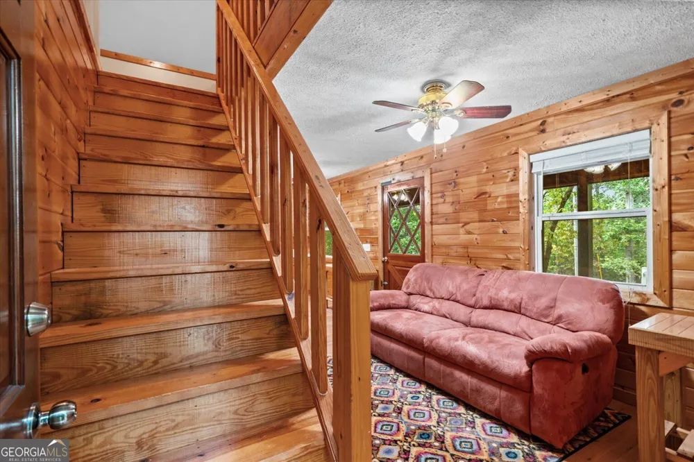 937 Aurora LN Ranger, GA 30734
