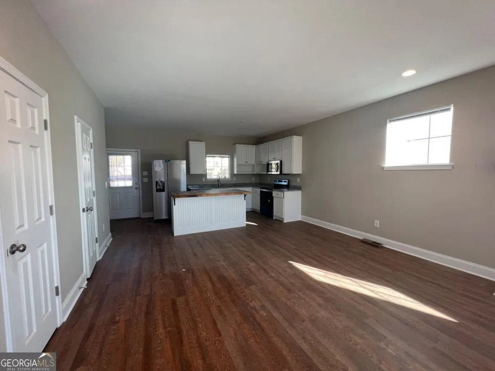 82 Liberty CT Gainesville, GA 30501