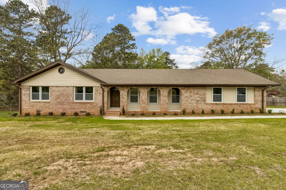 2526 Hamill DR Buford, GA 30519