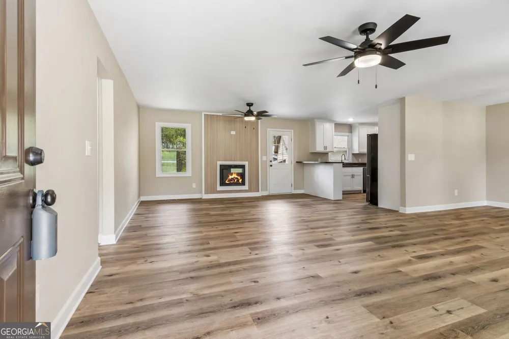 2526 Hamill DR Buford, GA 30519