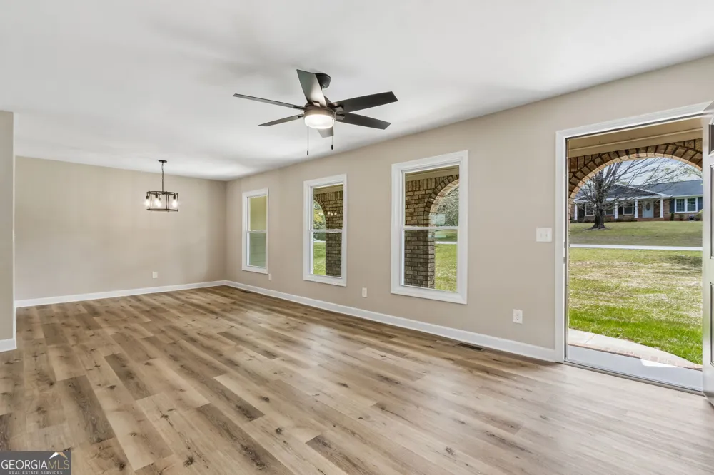 2526 Hamill DR Buford, GA 30519