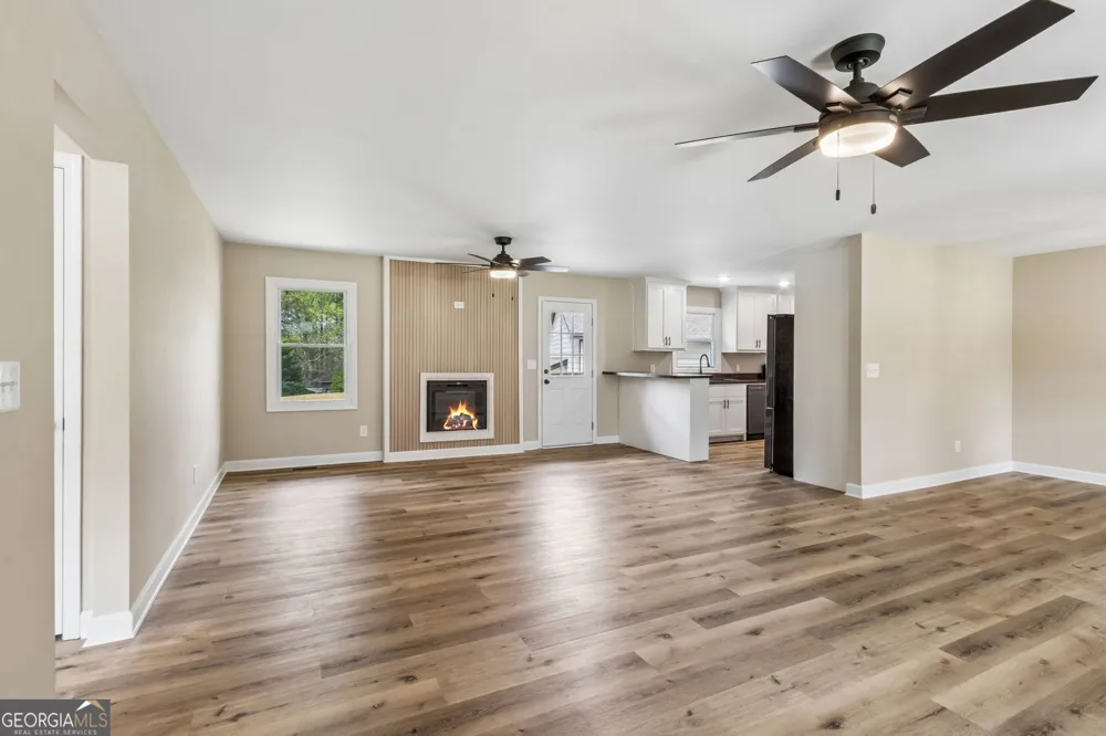 2526 Hamill DR Buford, GA 30519