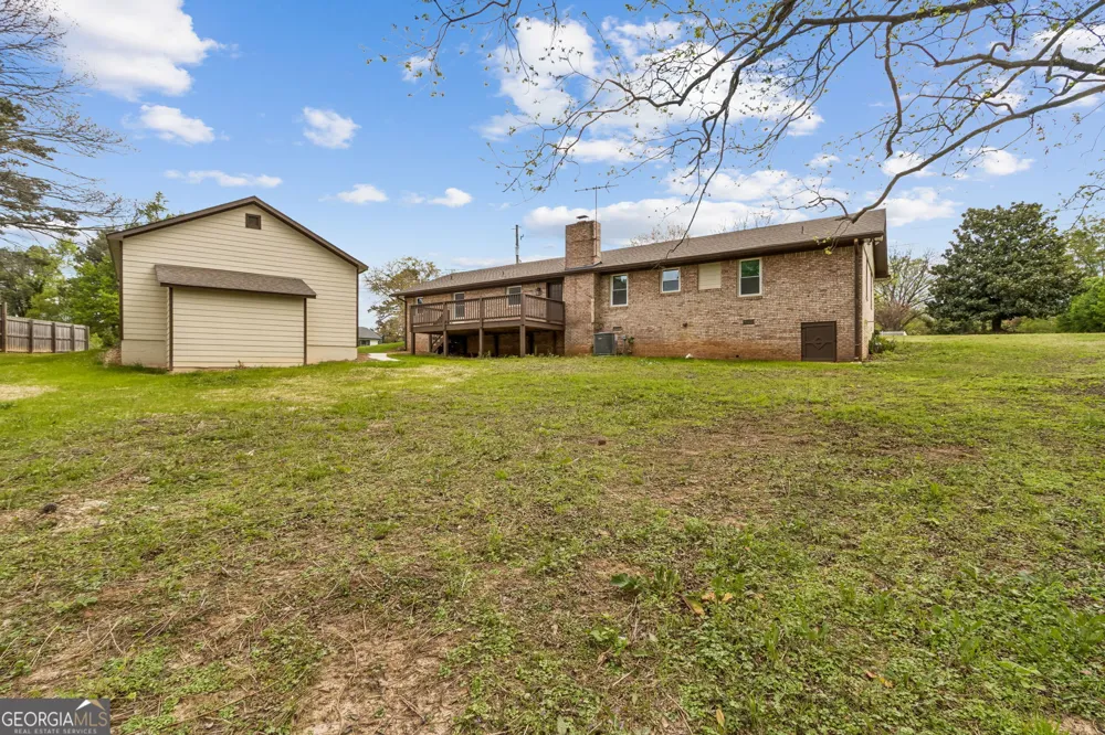 2526 Hamill DR Buford, GA 30519