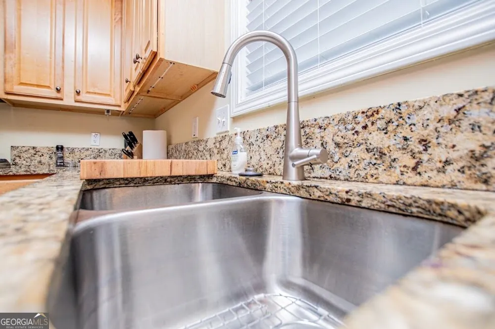 3 Gables WAY Newnan, GA 30265
