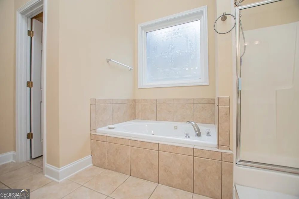 3 Gables WAY Newnan, GA 30265