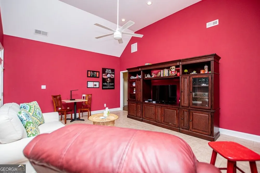 3 Gables WAY Newnan, GA 30265