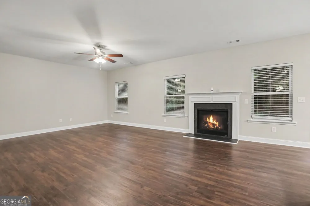 316 Trae CT Hampton, GA 30228