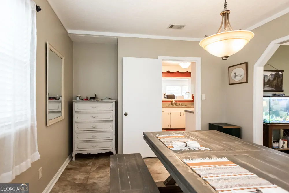 1112 Hill ST Waycross, GA 31501