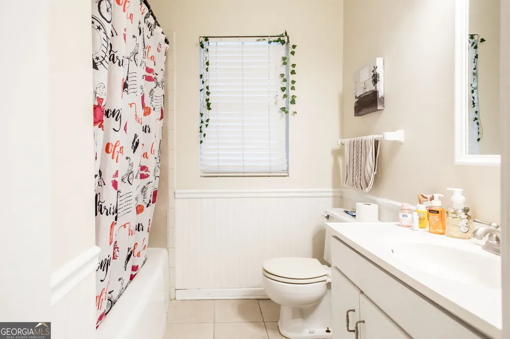 1112 Hill ST Waycross, GA 31501