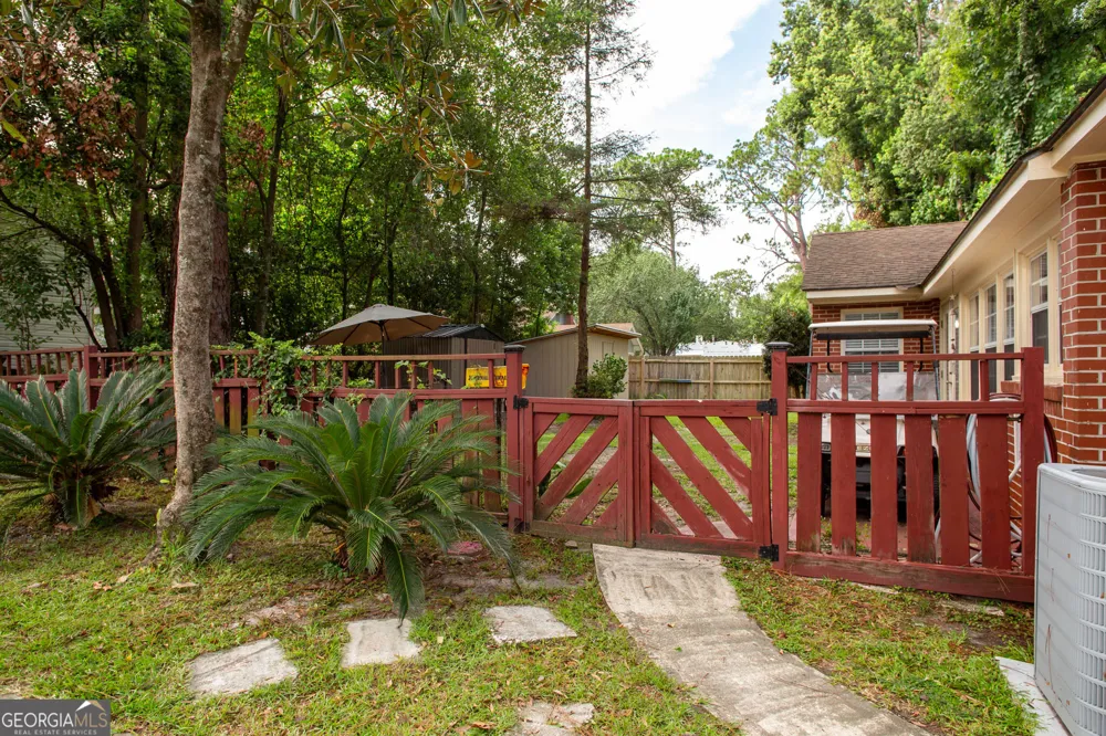 1112 Hill ST Waycross, GA 31501