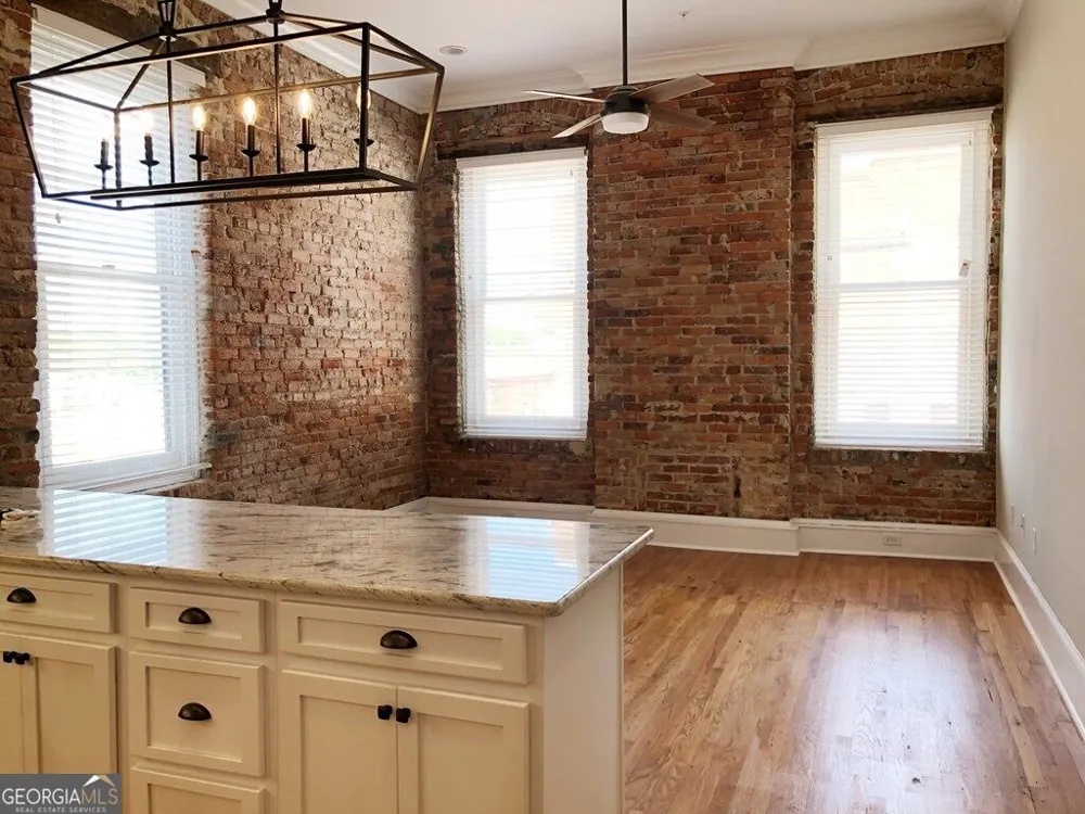 119 W Jackson ST Dublin, GA 31021