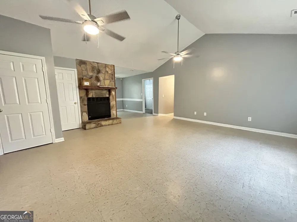 110 Roberts RD Covington, GA 30016
