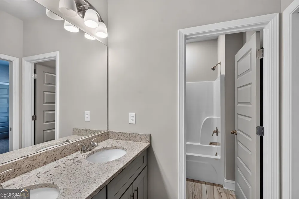 131 Holtz DR Carrollton, GA 30117