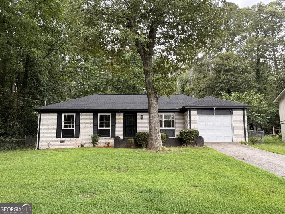 6451 Valley Dale DR Riverdale, GA 30274