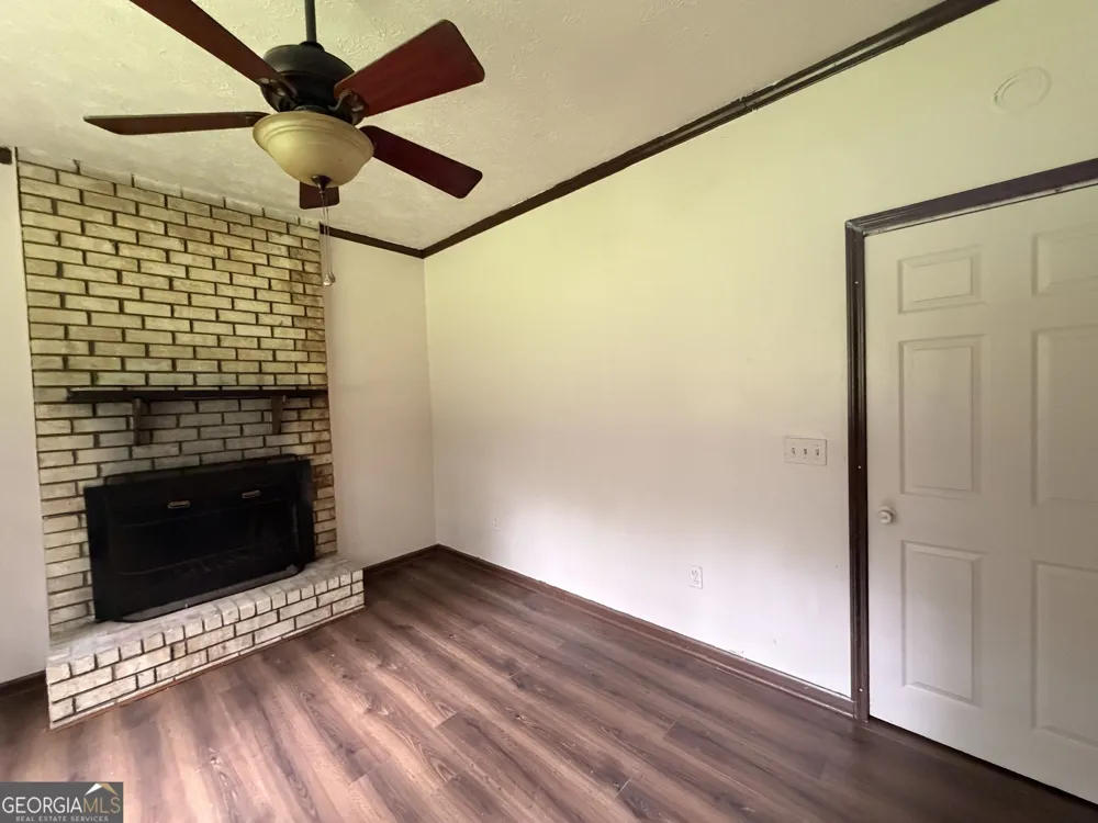 6451 Valley Dale DR Riverdale, GA 30274