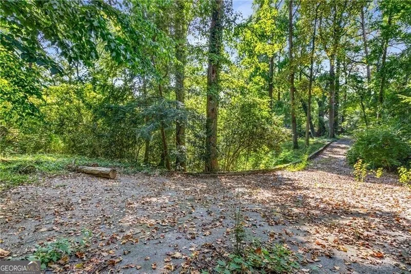 519 Durand DR NE Atlanta, GA 30307