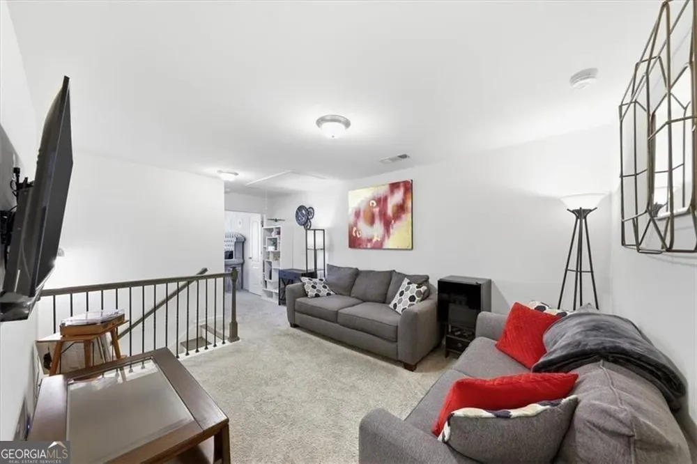 5527 Radford LOOP Fairburn, GA 30213