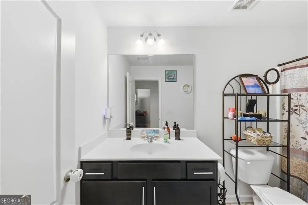 5527 Radford LOOP Fairburn, GA 30213