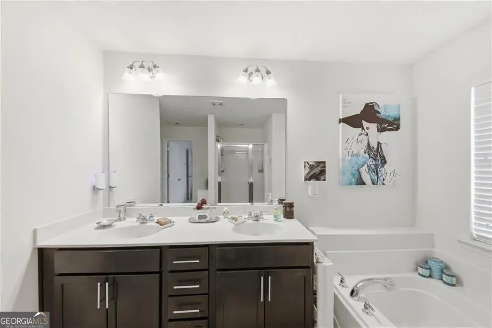 5527 Radford LOOP Fairburn, GA 30213