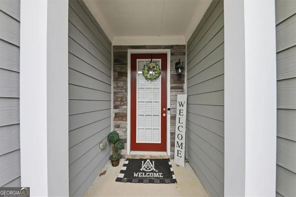 5527 Radford LOOP Fairburn, GA 30213