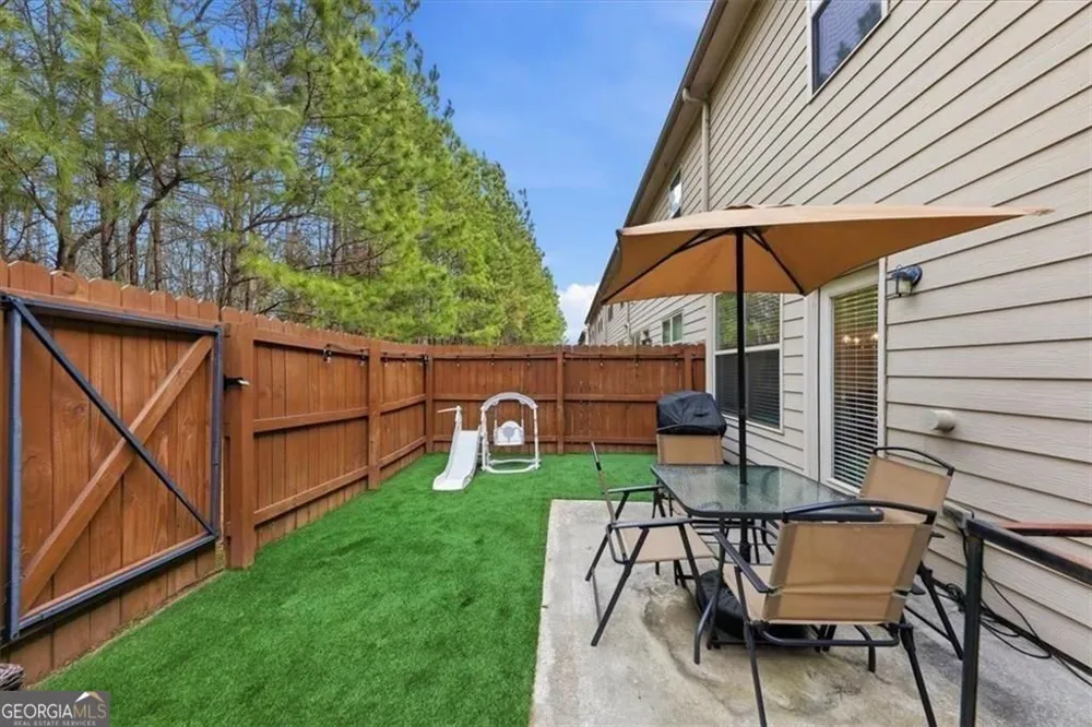 5527 Radford LOOP Fairburn, GA 30213