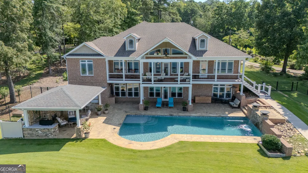 118A Stephanie LN NE Milledgeville, GA 31061